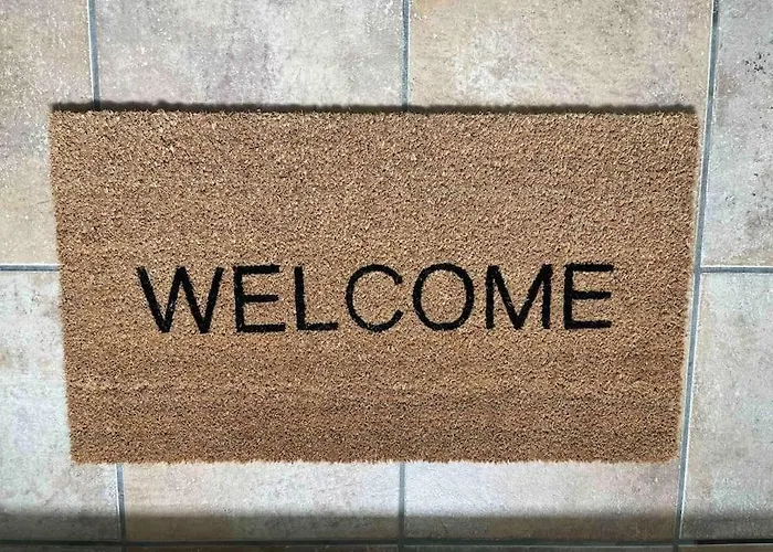 Fin Sentralt Hybel I Apartment
